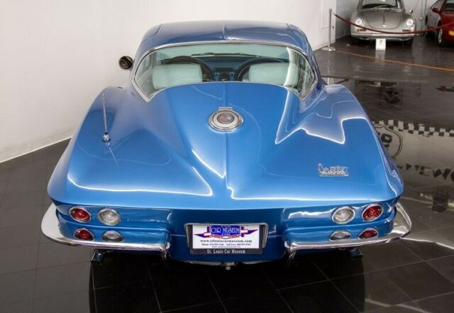 Chevrolet Corvette 1966 image number 14