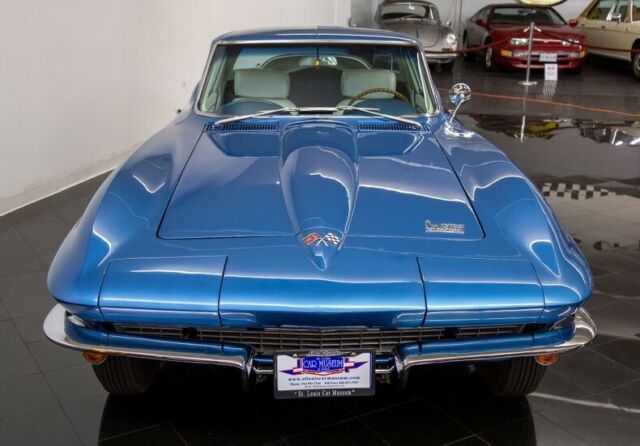 Chevrolet Corvette 1966 image number 30