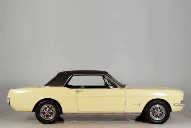 Ford Mustang 1966 image number 0