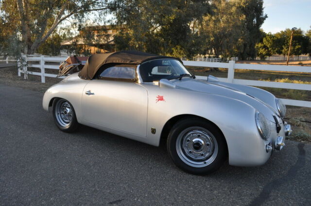 Replica/Kit Makes Outlaw Speedster 1957 image number 0