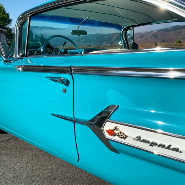 Chevrolet Impala 1960 image number 0