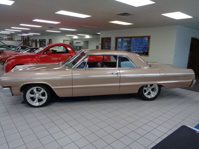 Chevrolet Impala 1964 image number 0