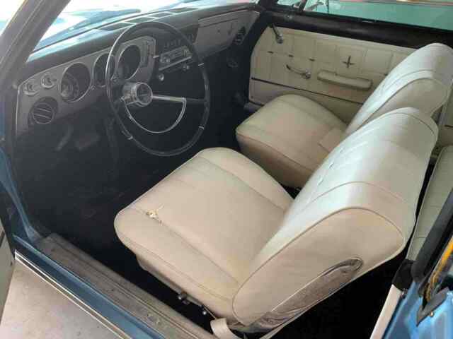 Chevrolet Corvair 1966 image number 12