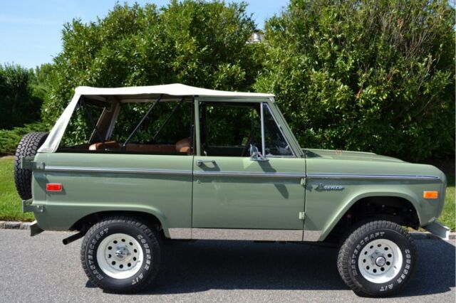 Ford Bronco 1976 image number 26