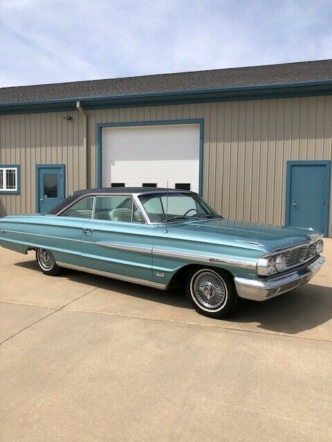 Ford Galaxie 1964 image number 1