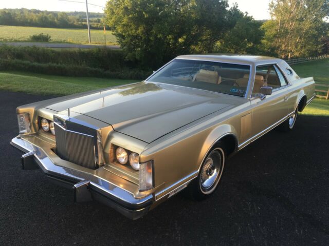 Lincoln Mark Series 1979 image number 1