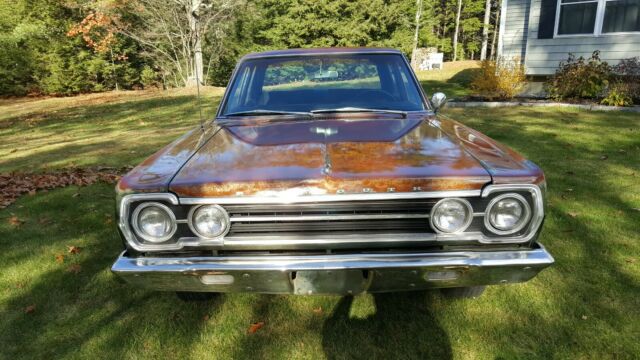 Plymouth Road Runner 1967 image number 4