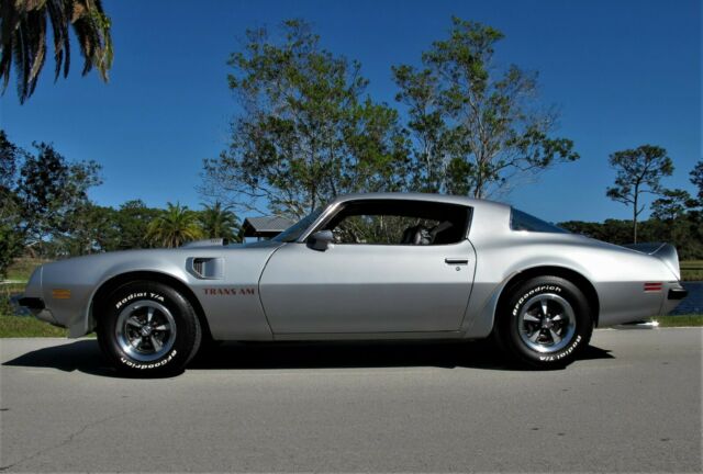 Pontiac Trans Am 1975 image number 1