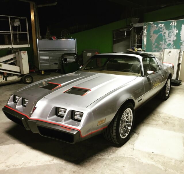 Pontiac Firebird 1979 image number 0