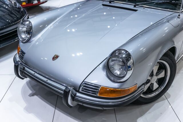 Porsche 911 1971 image number 28