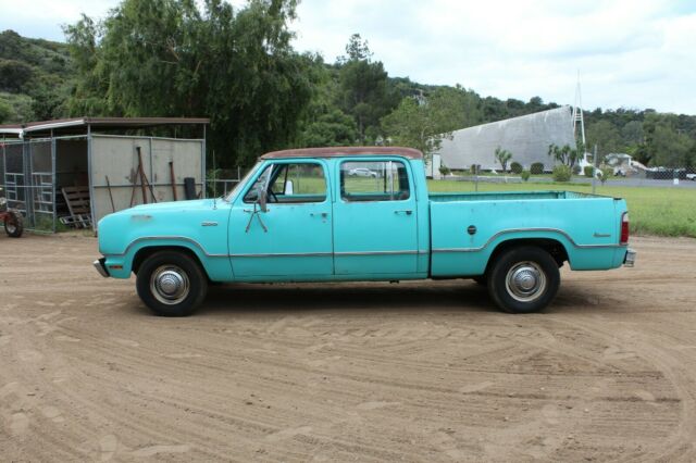 Dodge Truck 1974 image number 1