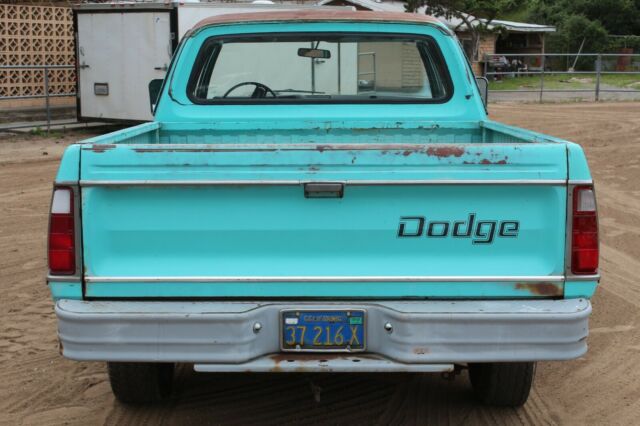 Dodge Truck 1974 image number 19