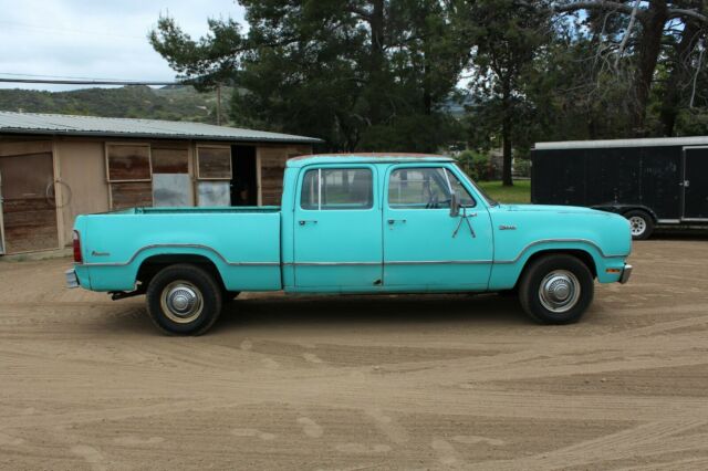 Dodge Truck 1974 image number 21