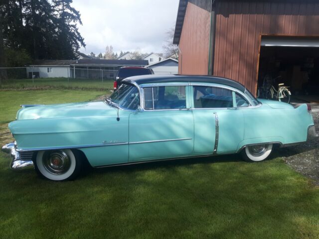 Cadillac Fleetwood 1954 image number 1