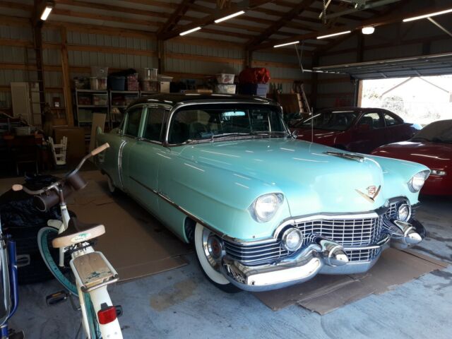 Cadillac Fleetwood 1954 image number 33