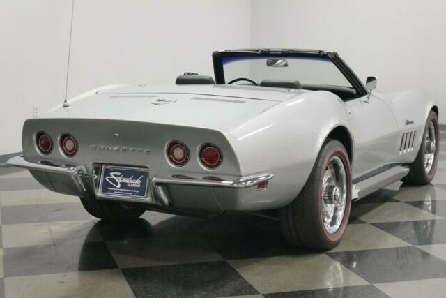 Chevrolet Corvette 1969 image number 12