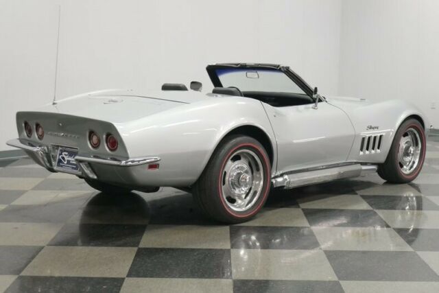 Chevrolet Corvette 1969 image number 13