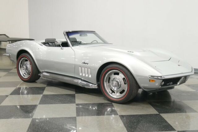 Chevrolet Corvette 1969 image number 16