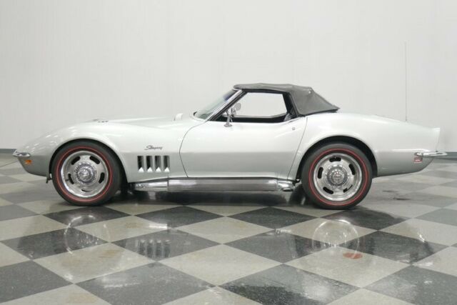 Chevrolet Corvette 1969 image number 2