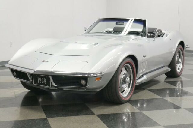 Chevrolet Corvette 1969 image number 20