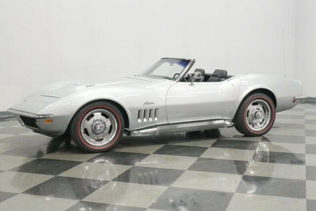 Chevrolet Corvette 1969 image number 30