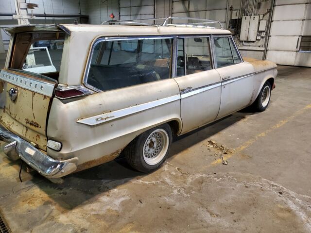 Studebaker Wagonaire 1963 image number 22