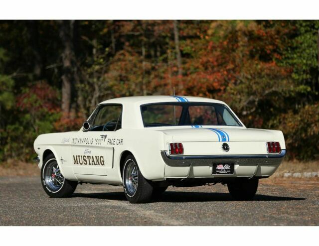 Ford Mustang 1965 image number 2