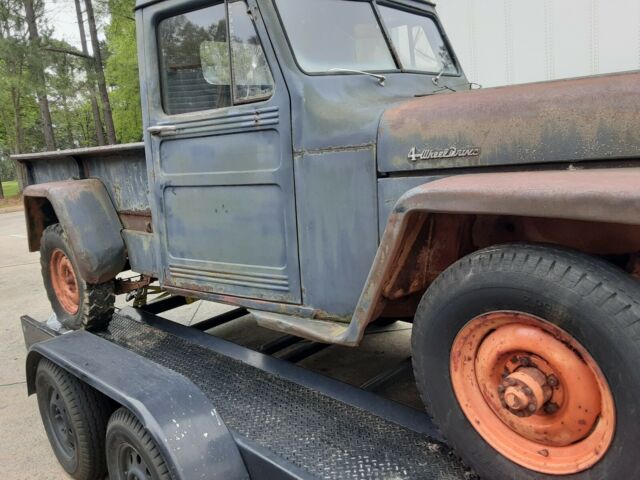 Willys Traveller 1954 image number 36