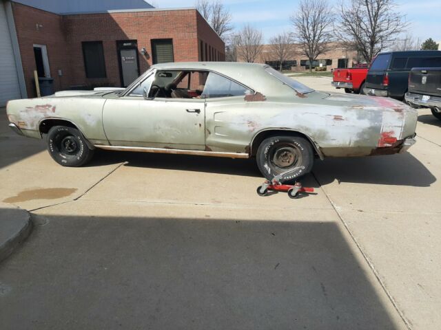 Dodge Coronet 1969 image number 16