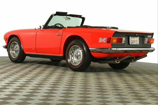 Triumph TR-6 1974 image number 10