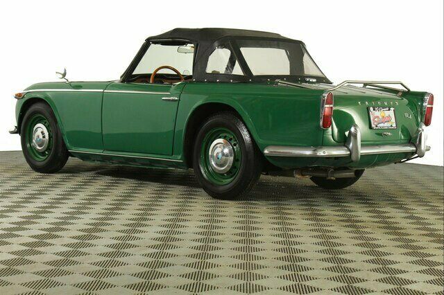 Triumph TR4 1963 image number 10