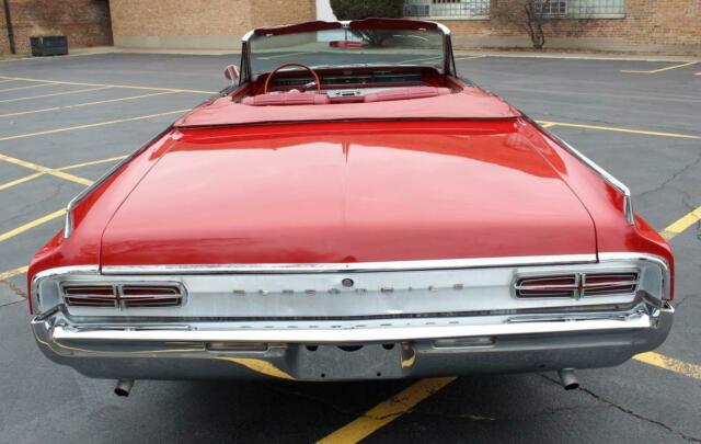 Oldsmobile Starfire 1964 image number 28