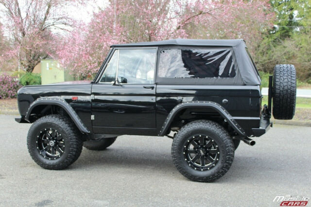 Ford Bronco 1972 image number 16