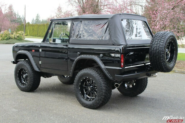 Ford Bronco 1972 image number 17