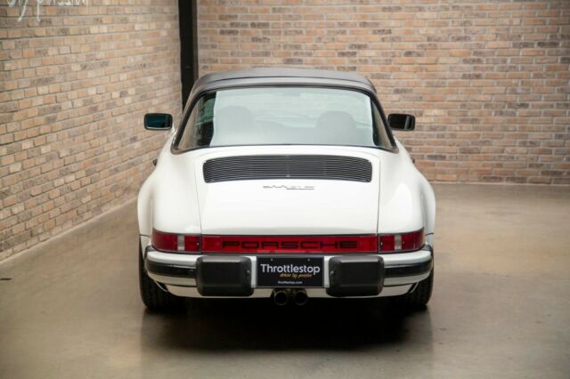 Porsche 911 1978 image number 2