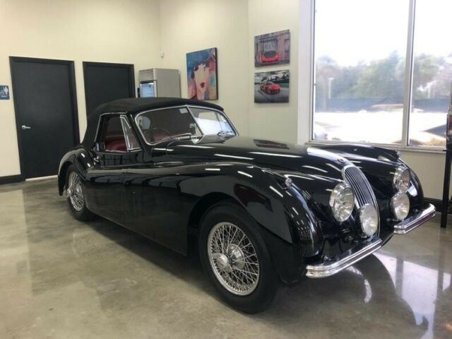 Jaguar XK 1953 image number 0