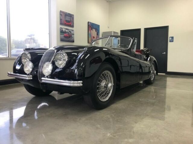 Jaguar XK 1953 image number 30