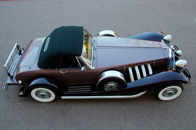 Replica/Kit Makes Gatsby Auburn Esque Body Style 1932 image number 0