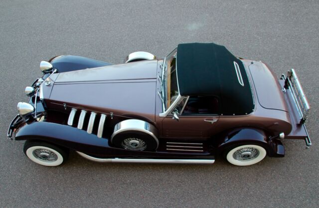 Replica/Kit Makes Gatsby Auburn Esque Body Style 1932 image number 1