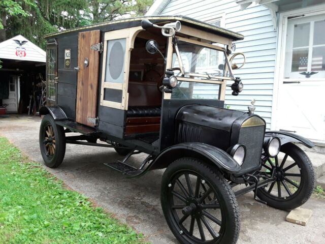 Ford Model T 1923 image number 0