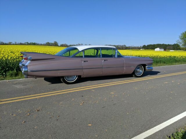 Cadillac Series 62 1959 image number 1