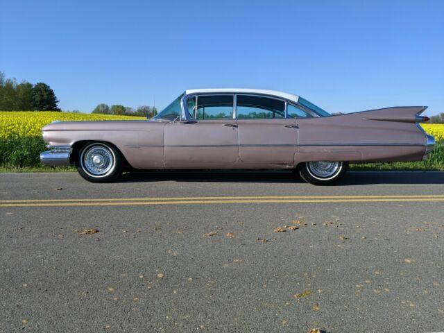 Cadillac Series 62 1959 image number 29