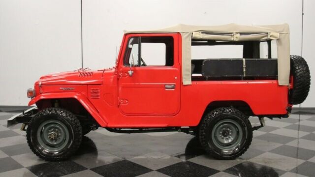 Toyota Land Cruiser 1979 image number 26