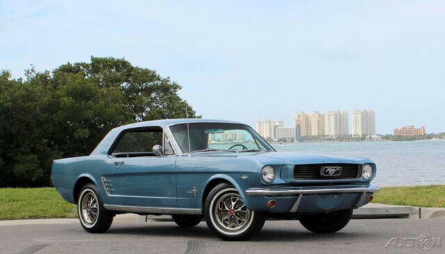 Ford Mustang 1966 image number 26