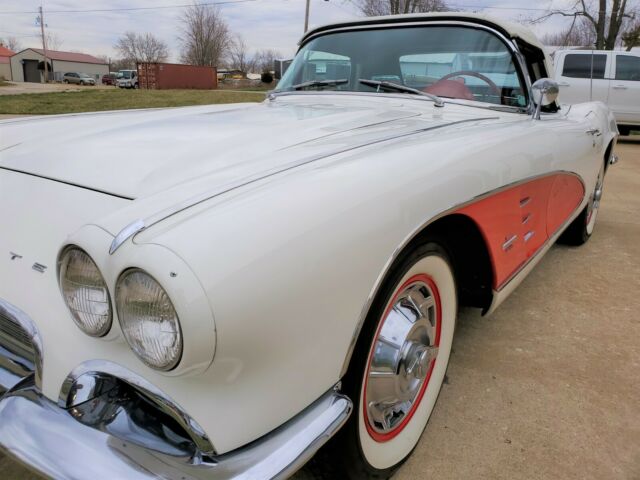 Chevrolet Corvette 1961 image number 8