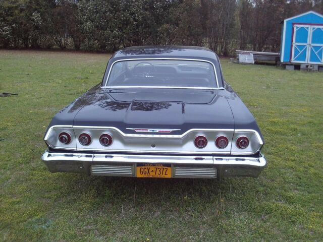 Chevrolet Impala 1963 image number 30