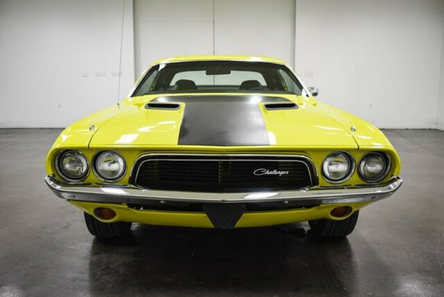 Dodge Challenger 1974 image number 1