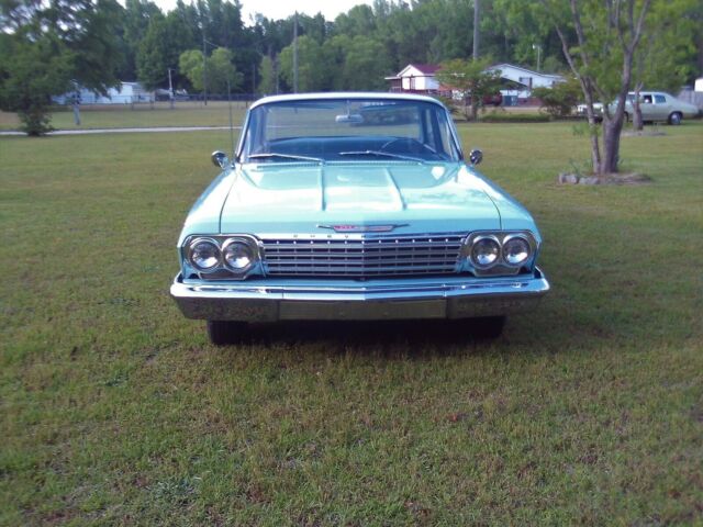 Chevrolet Impala 1962 image number 2