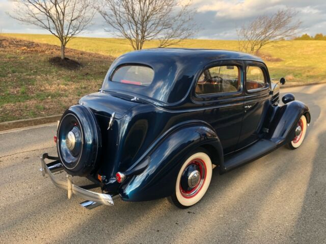 Ford SEDAN 1936 image number 28