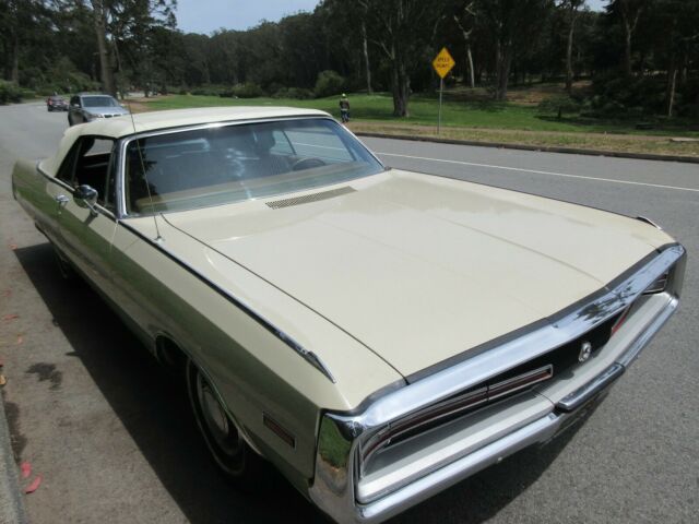 Chrysler 300 Series 1970 image number 31